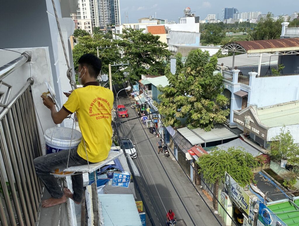 thợ đu dây sơn dặm vá mặt tiền