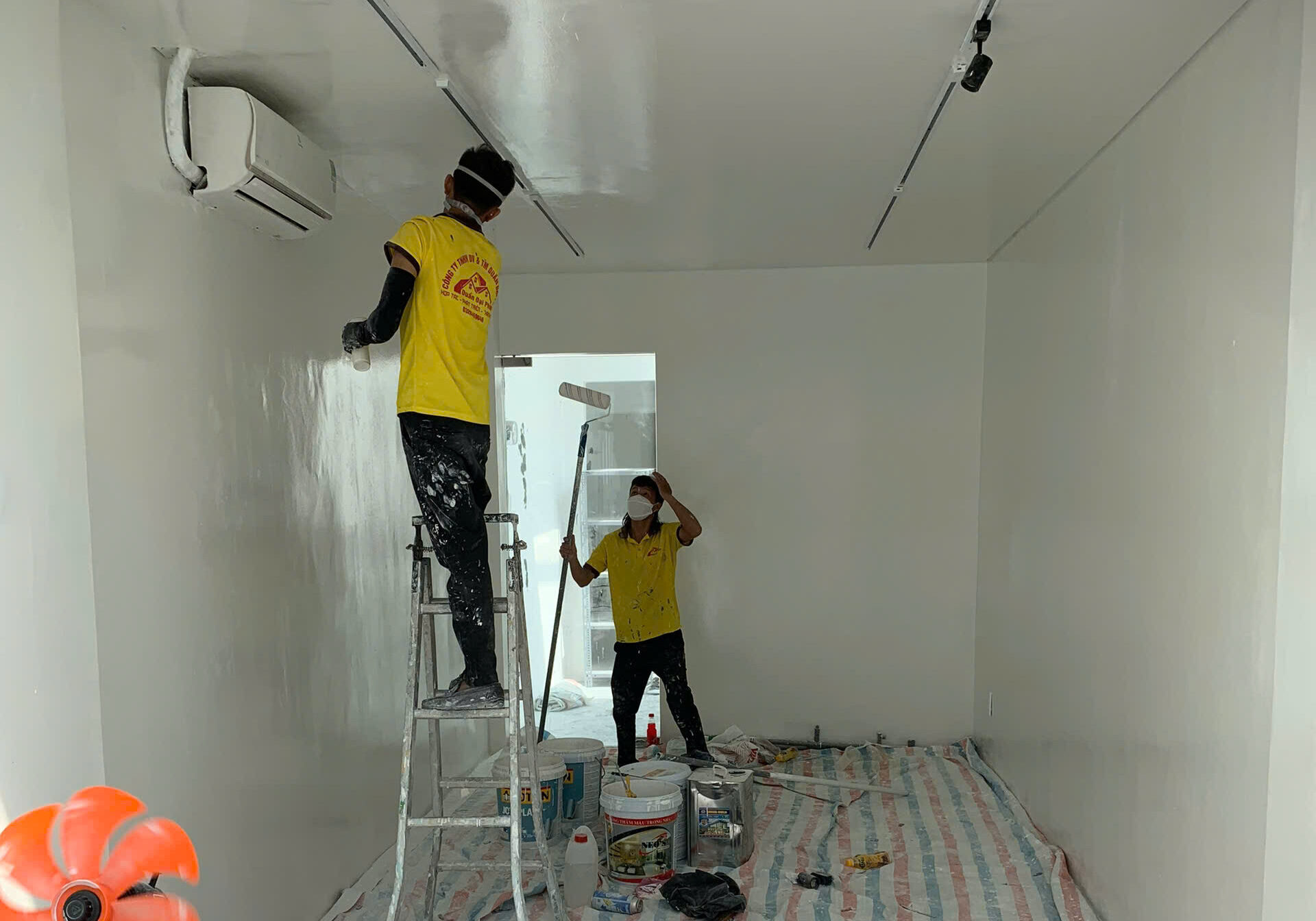 dịch vụ sơn lại nhà cũ