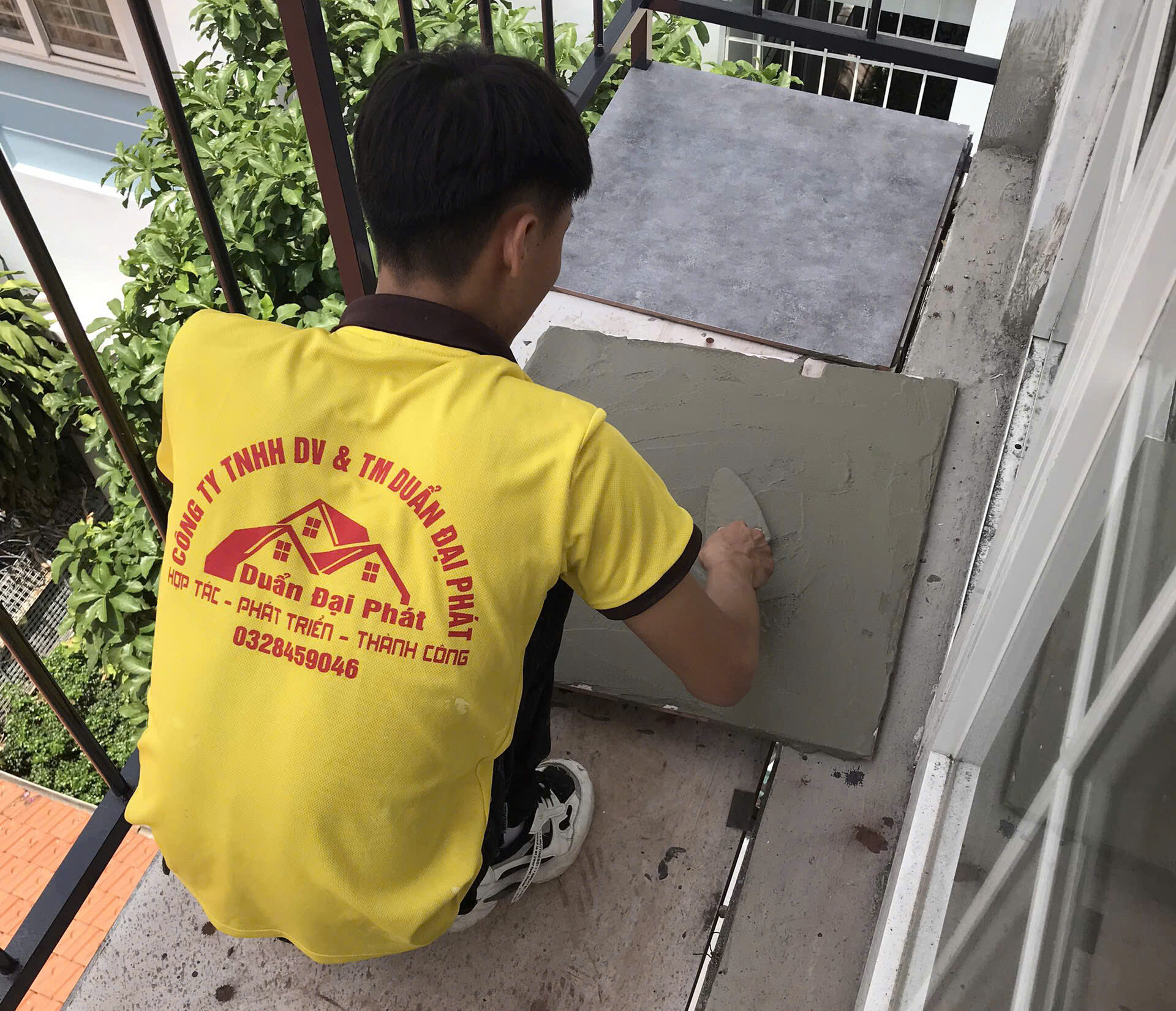 ốp lại gacgh bạn công
