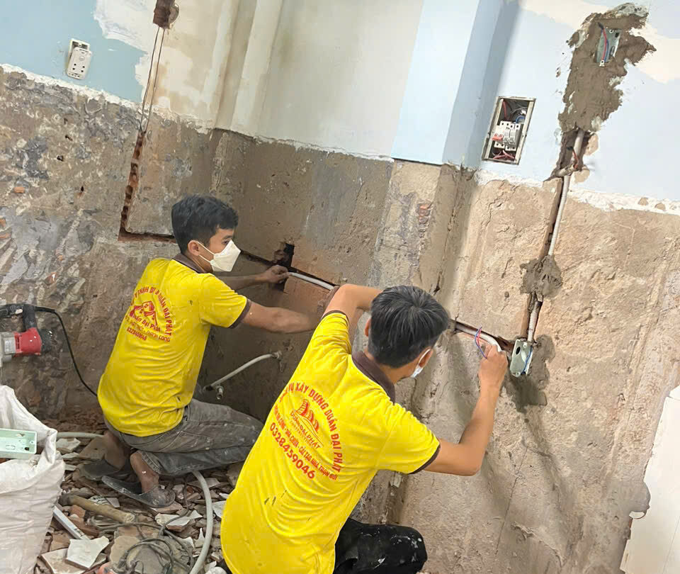 thi công lắp đặt nguồn điện