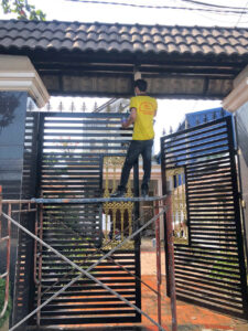 SƠN CỬA CỔNG 2 CÁNH