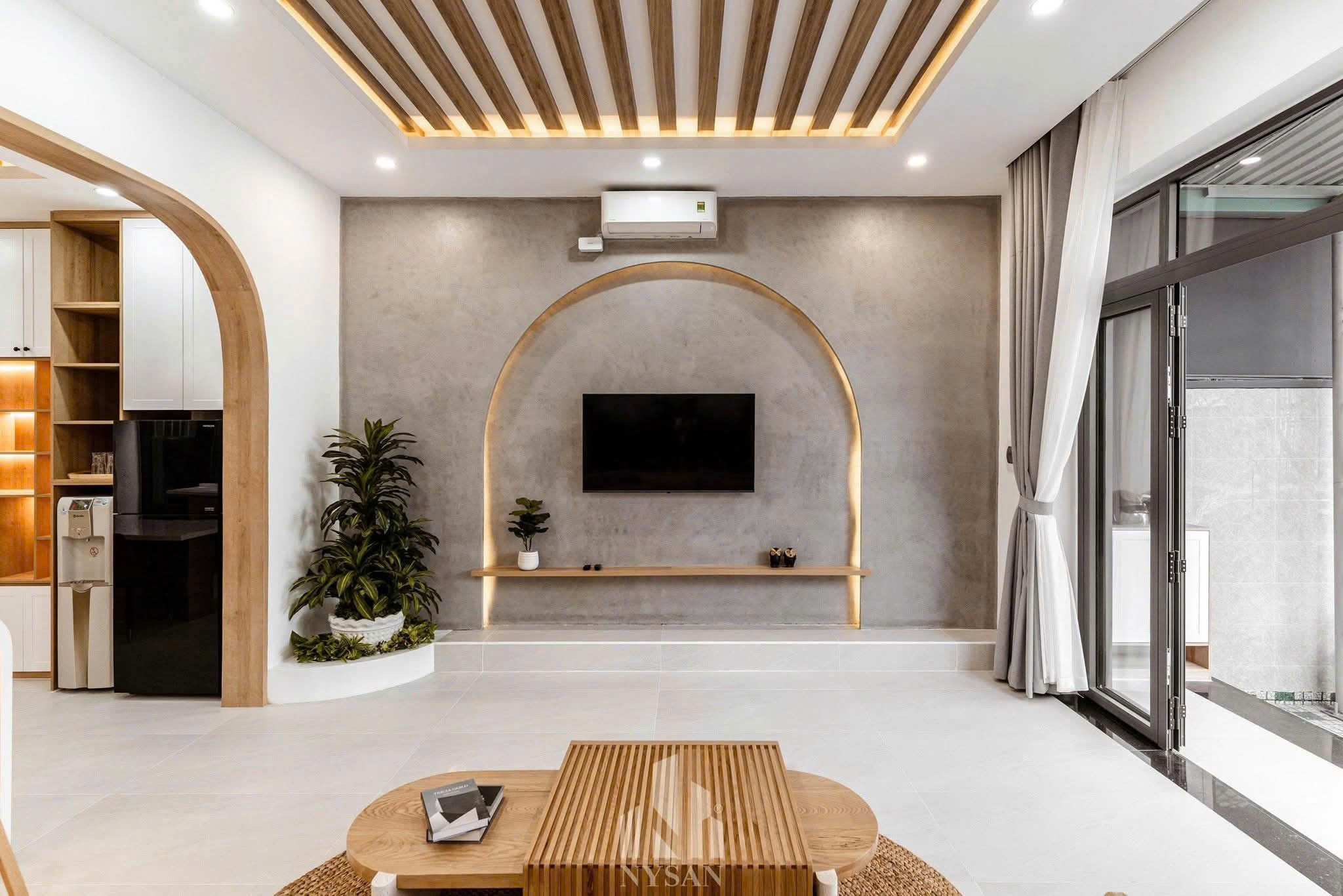 cải tạo phòng khách cho anh bình quận 4